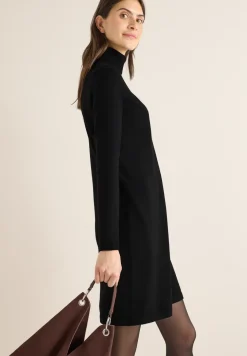 Robe douillette à col roulé