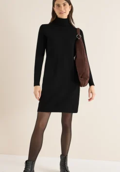 Robe douillette à col roulé