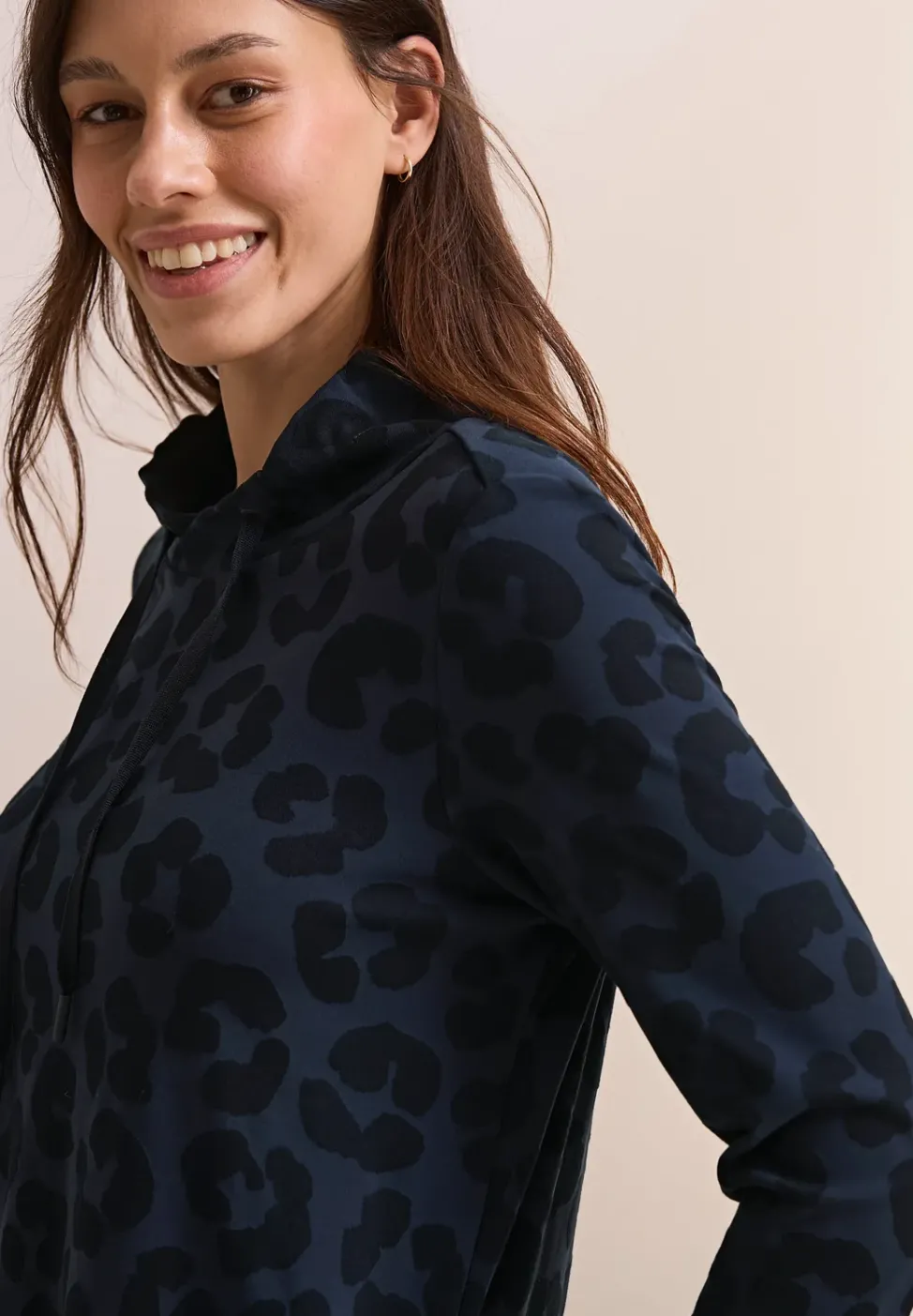 Robe en jacquard léopard