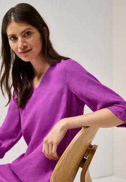 Robe en lin à col en V