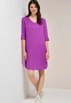 Robe en lin à col en V