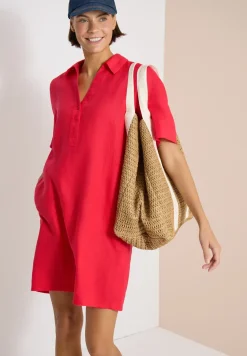 Robe en lin jusqu'au genou