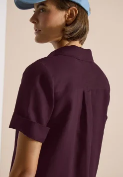 Robe en lin jusqu'au genou