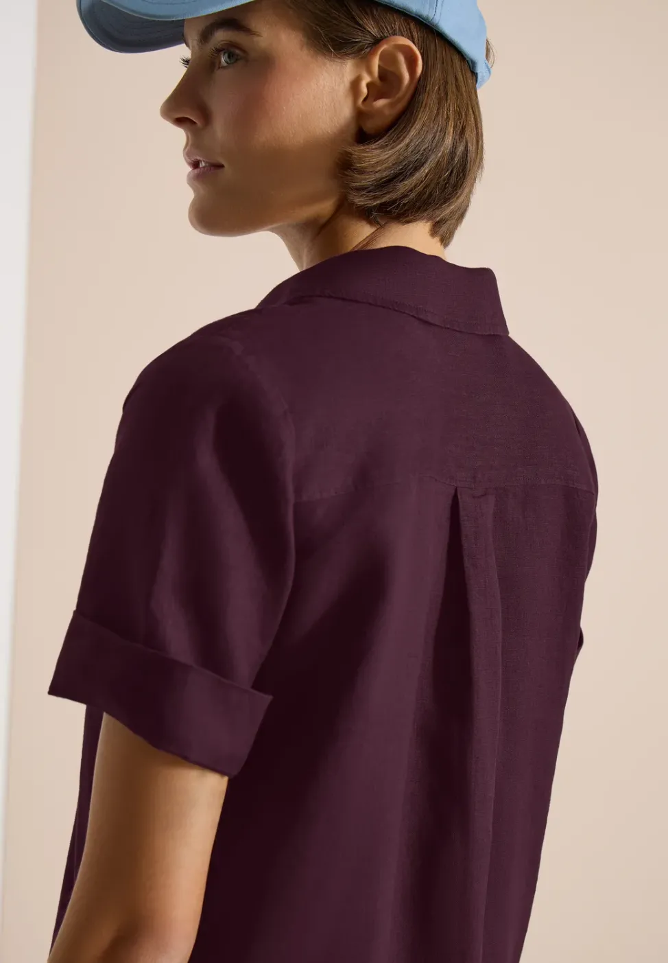 Robe en lin jusqu'au genou