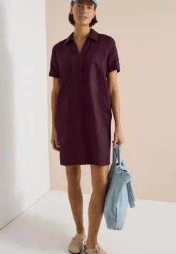 Robe en lin jusqu'au genou