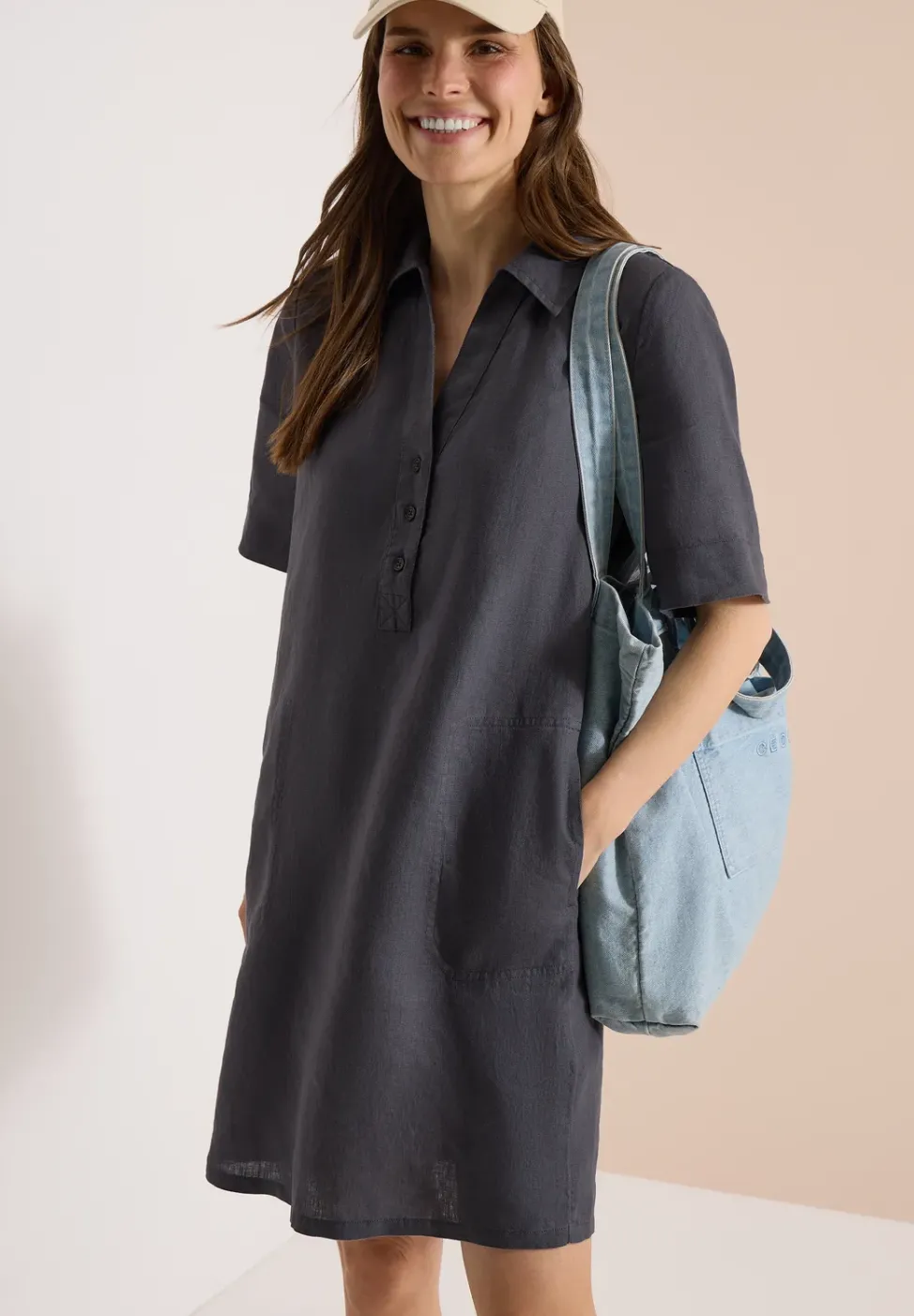 Robe en lin jusqu'au genou