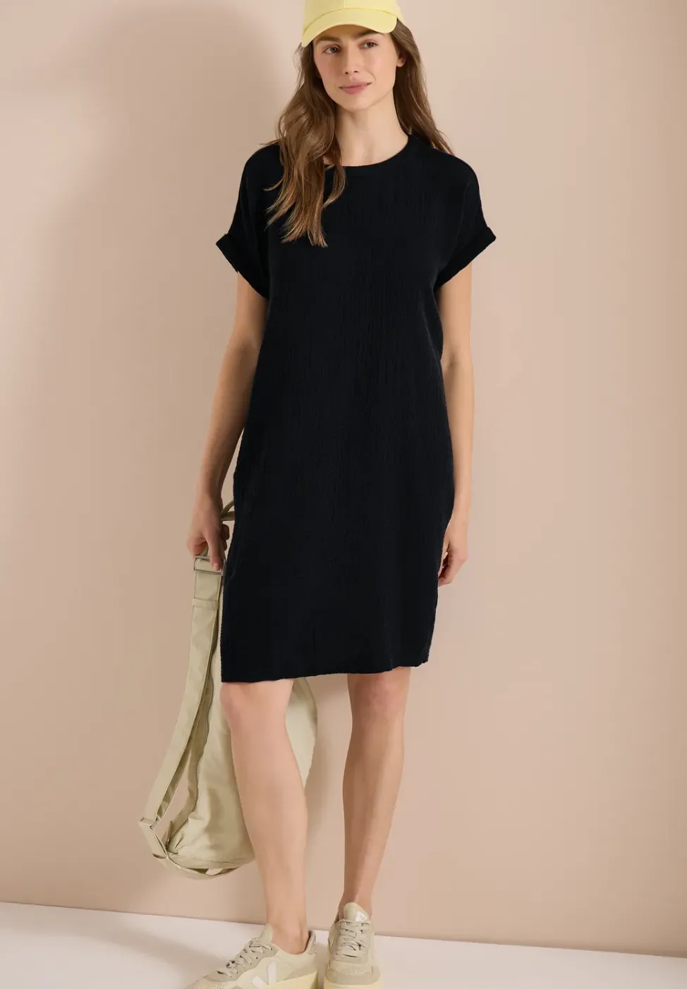 Robe en mousseline à manches courtes