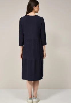 Robe en seersucker avec volants