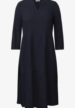 Robe en seersucker avec volants