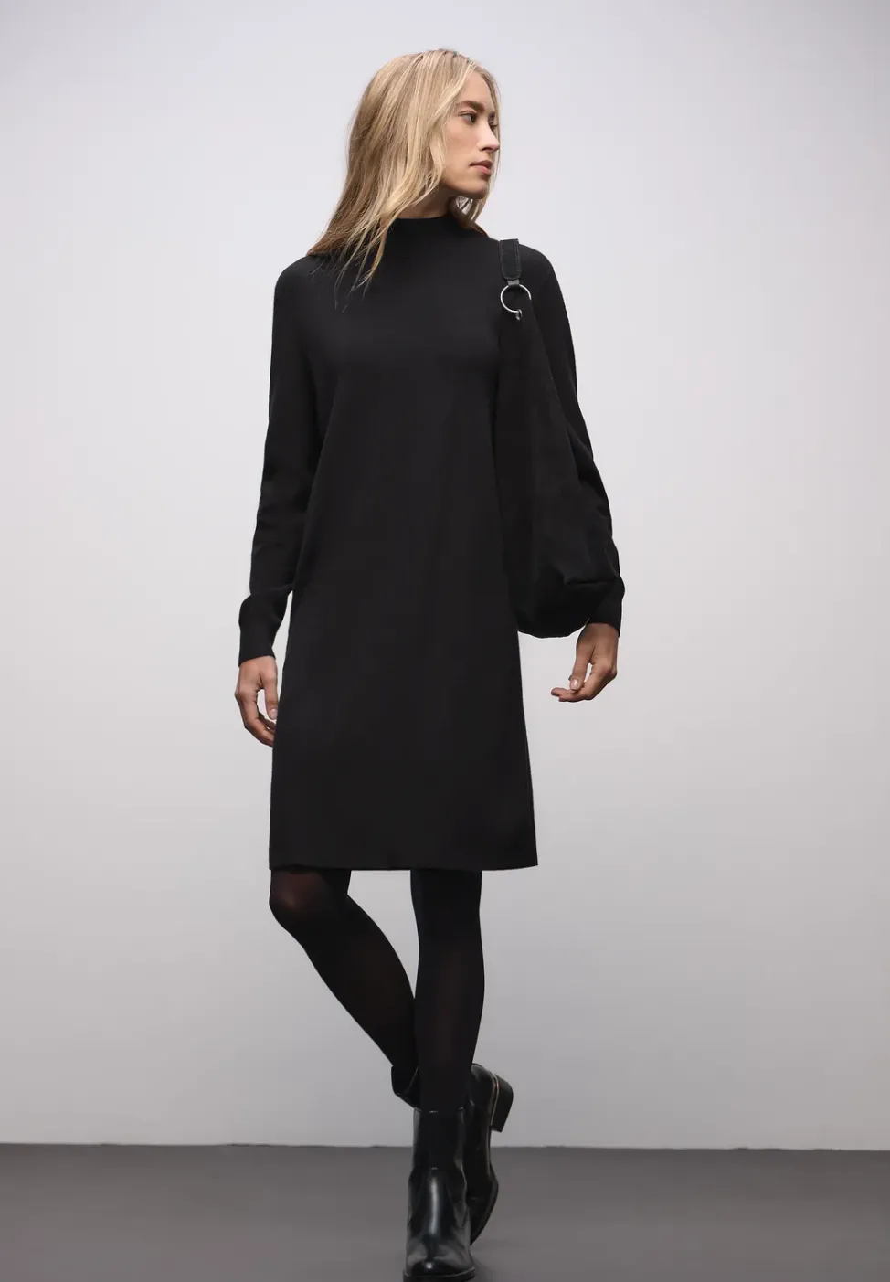 Robe en tricot Turtleneck