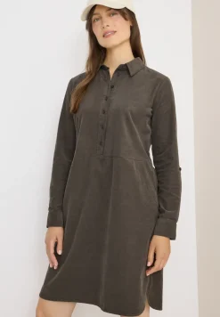 Robe en velours côtelé en couleur unie