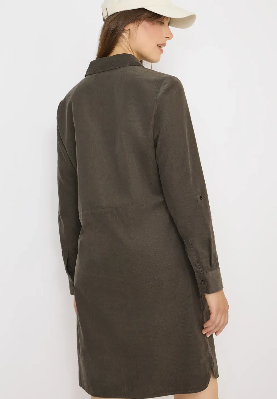 Robe en velours côtelé en couleur unie