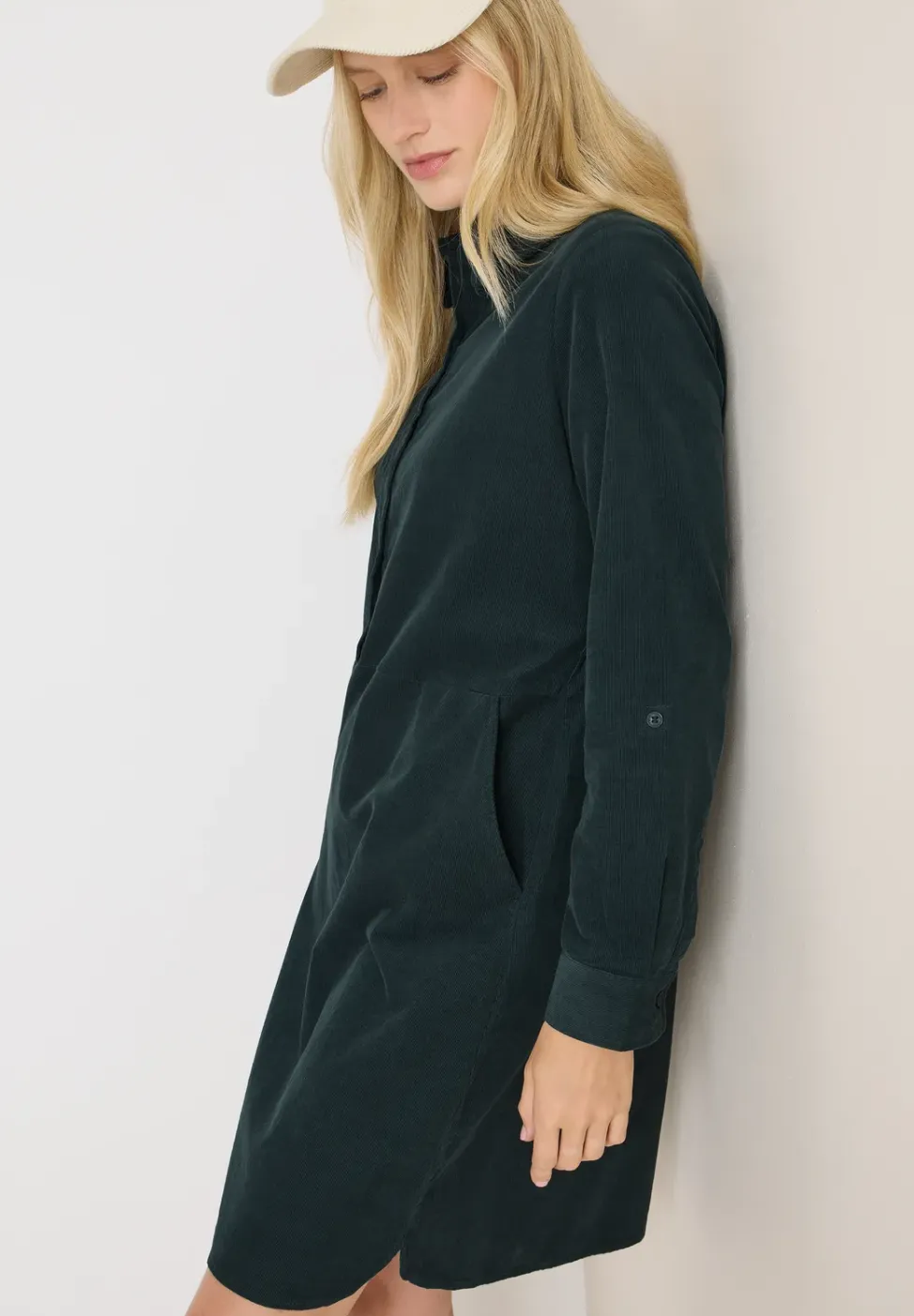 Robe en velours côtelé en couleur unie