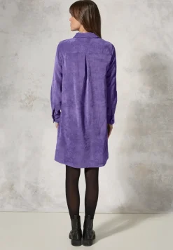 Robe en velours côtelé en couleur unie
