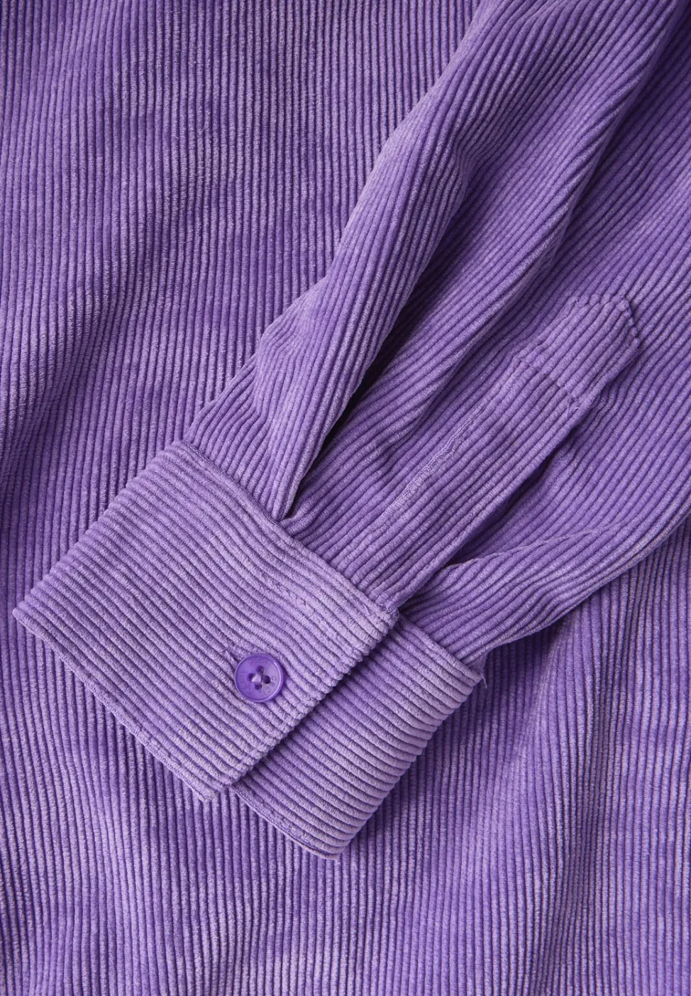 Robe en velours côtelé en couleur unie
