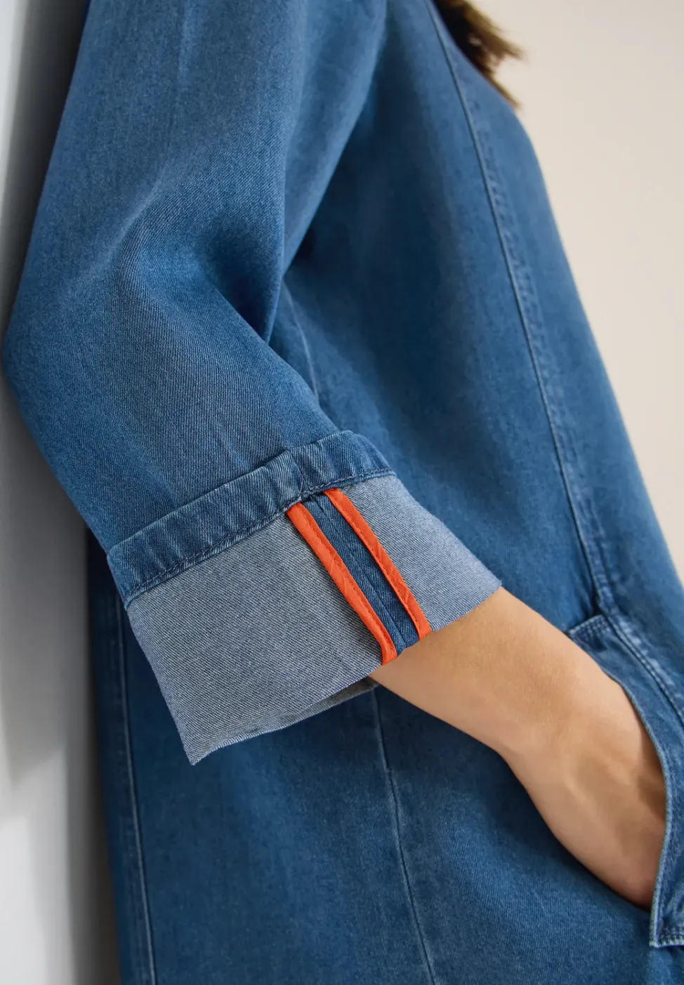 Robe à l'aspect denim