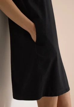 Robe longue au genou avec structure en seersucker