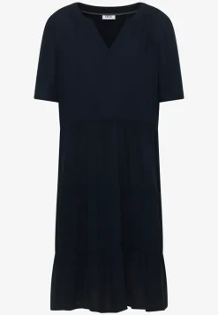 Robe à longueur de genou en structure crêpe
