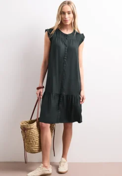 Robe longueur genou avec boutonnage