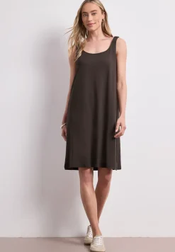 Robe longueur genou avec bretelles froncées