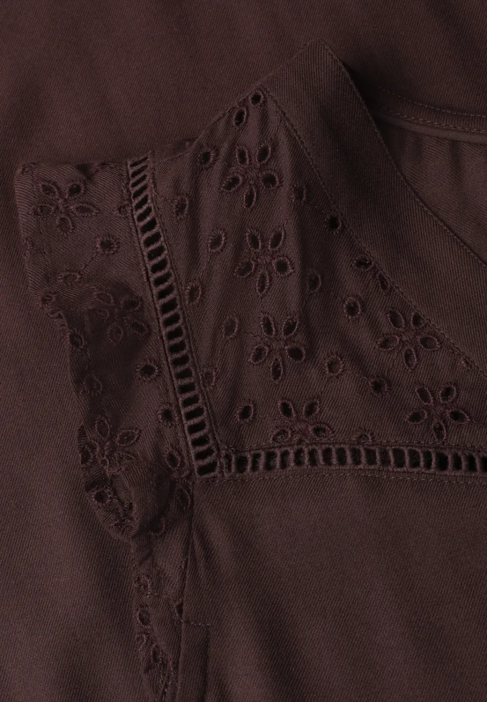 Robe longueur genou avec détails Shiffley