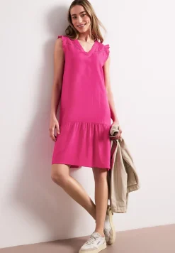 Robe longueur genou avec détails Shiffley