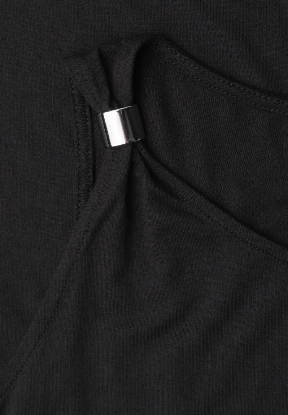 Robe longueur genou avec détail de boucle