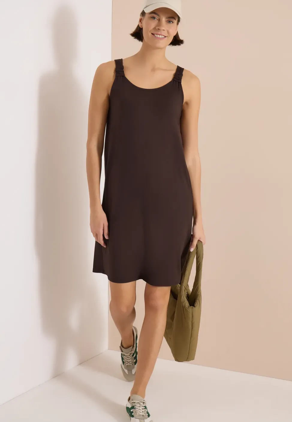 Robe longueur genou avec détail de nœuds