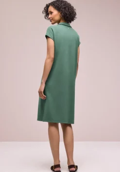 Robe longueur genou en couleur unie