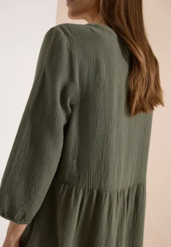 Robe longueur genou en qualité mousseline