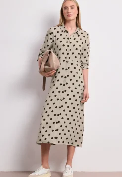 Robe midi avec boutons et motifs à pois