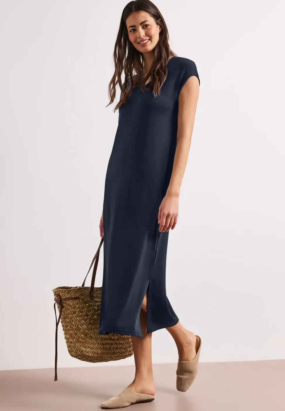 Robe midi avec col en V au look tricoté