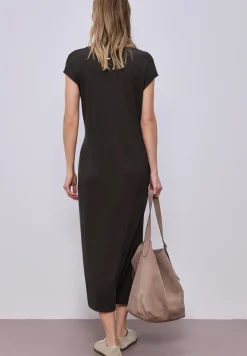 Robe midi avec col en V au look tricoté
