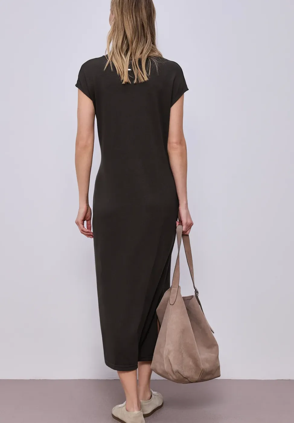 Robe midi avec col en V au look tricoté