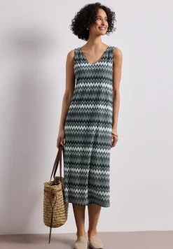 Robe midi avec col en V en qualité jacquard