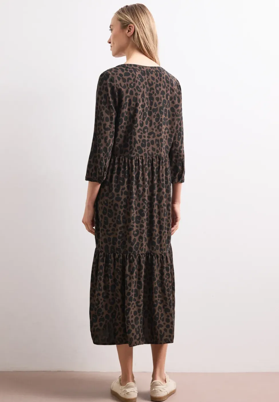 Robe midi à col fendu avec imprimé