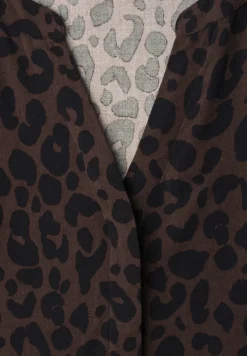 Robe midi à col fendu avec imprimé