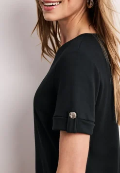 Robe midi à col rond avec boutons aux manches