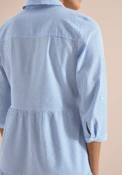 Robe midi en seersucker