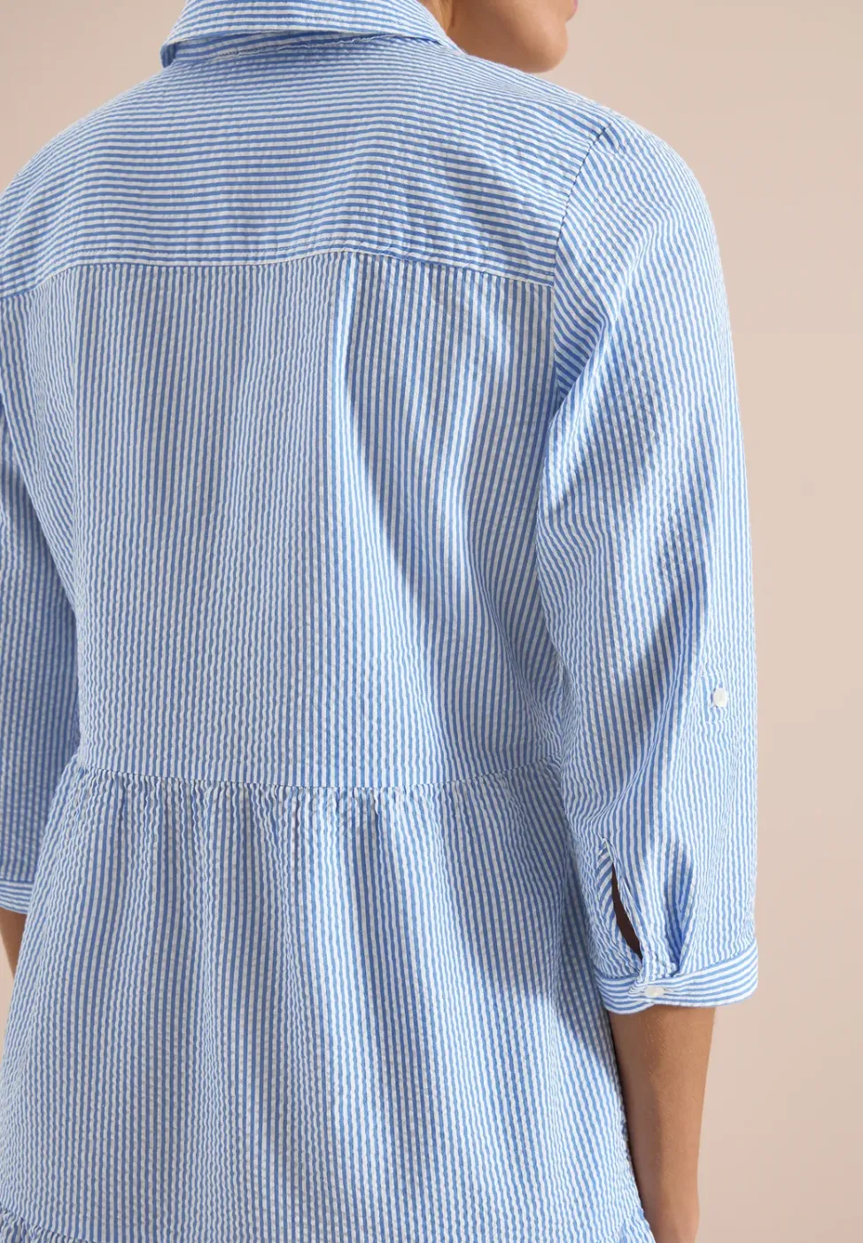 Robe midi en seersucker