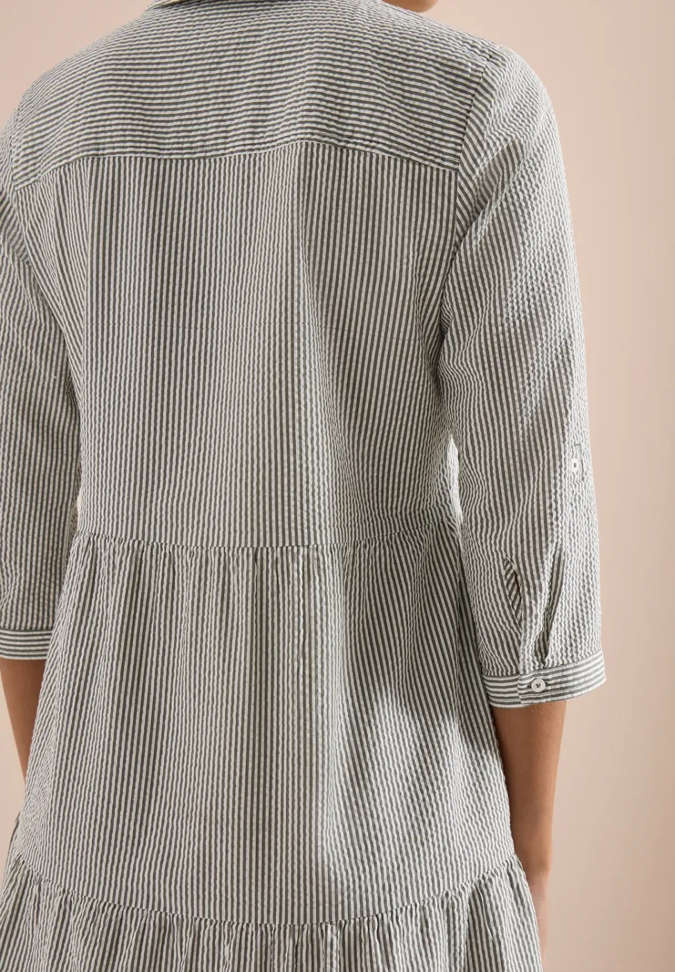Robe midi en seersucker