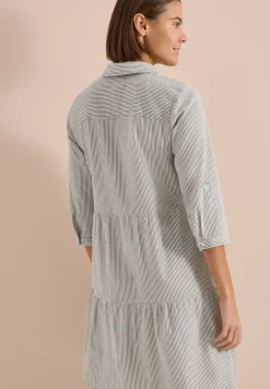 Robe midi en seersucker
