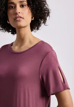 Robe midi à manches courtes avec détail de fente