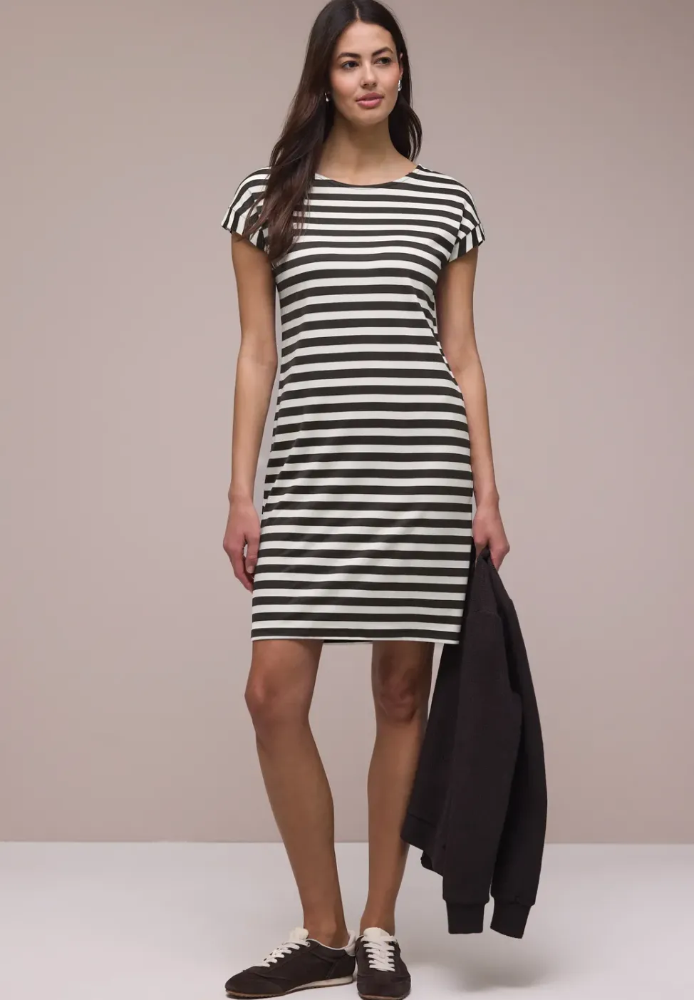 Robe mi-longue en jersey rayé