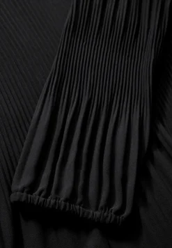 Robe plissée avec nœud