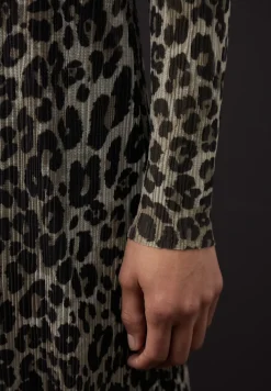 Robe plissée en maille