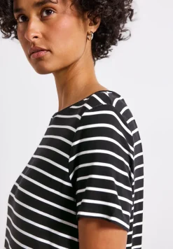 Robe à rayures