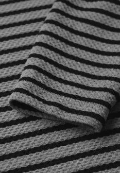 Robe à rayures