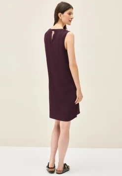 Robe sans manches