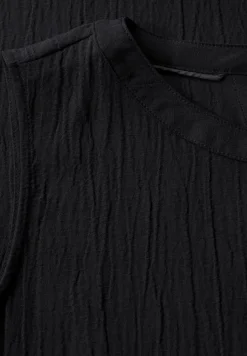 Robe sans manches
